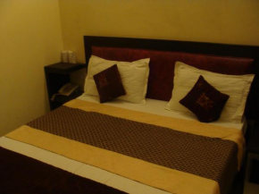 Гостиница Hotel Abhinandan Grand  Khurbura